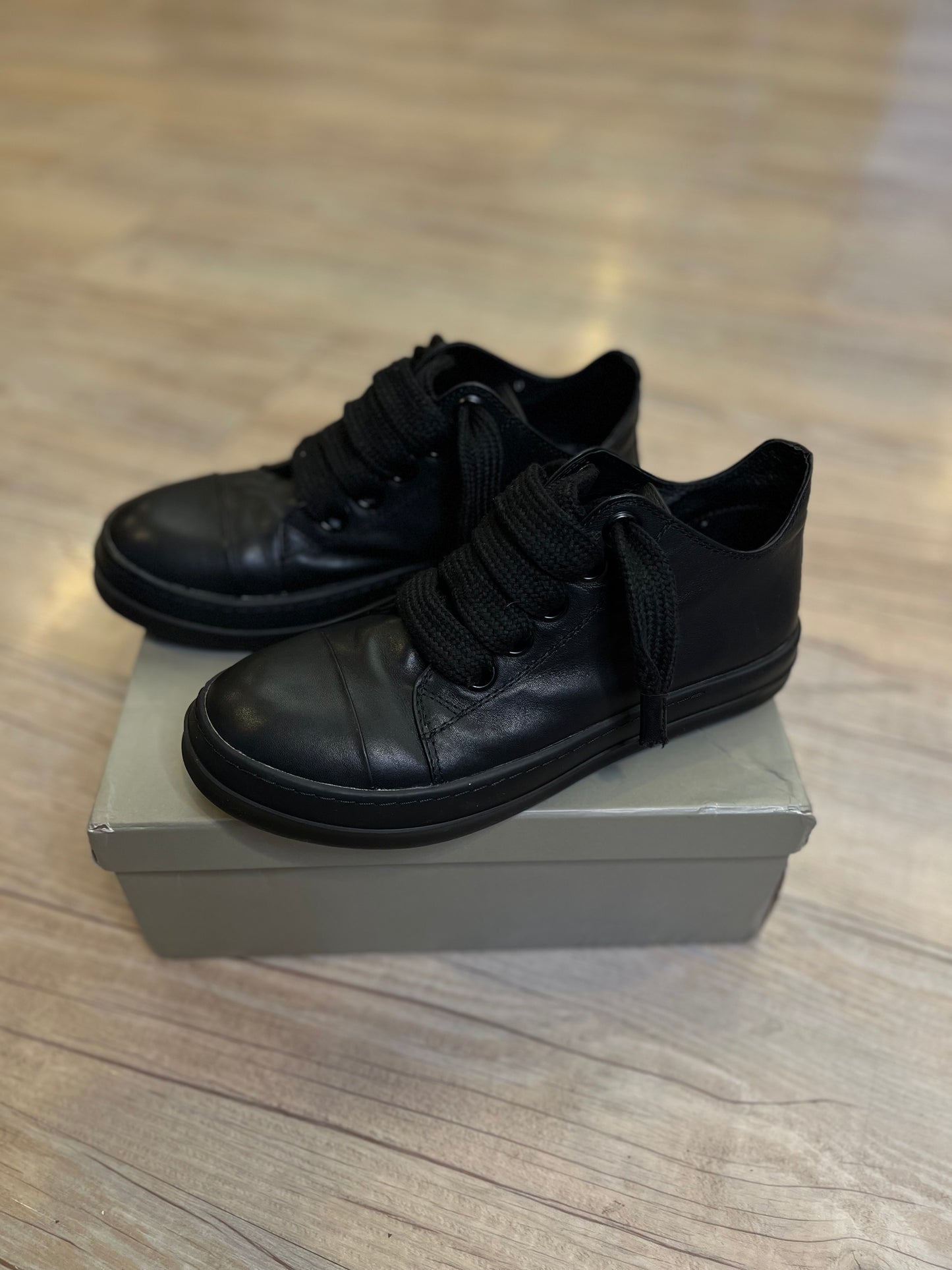 Rick Owen Jumbo Lace Low - Black